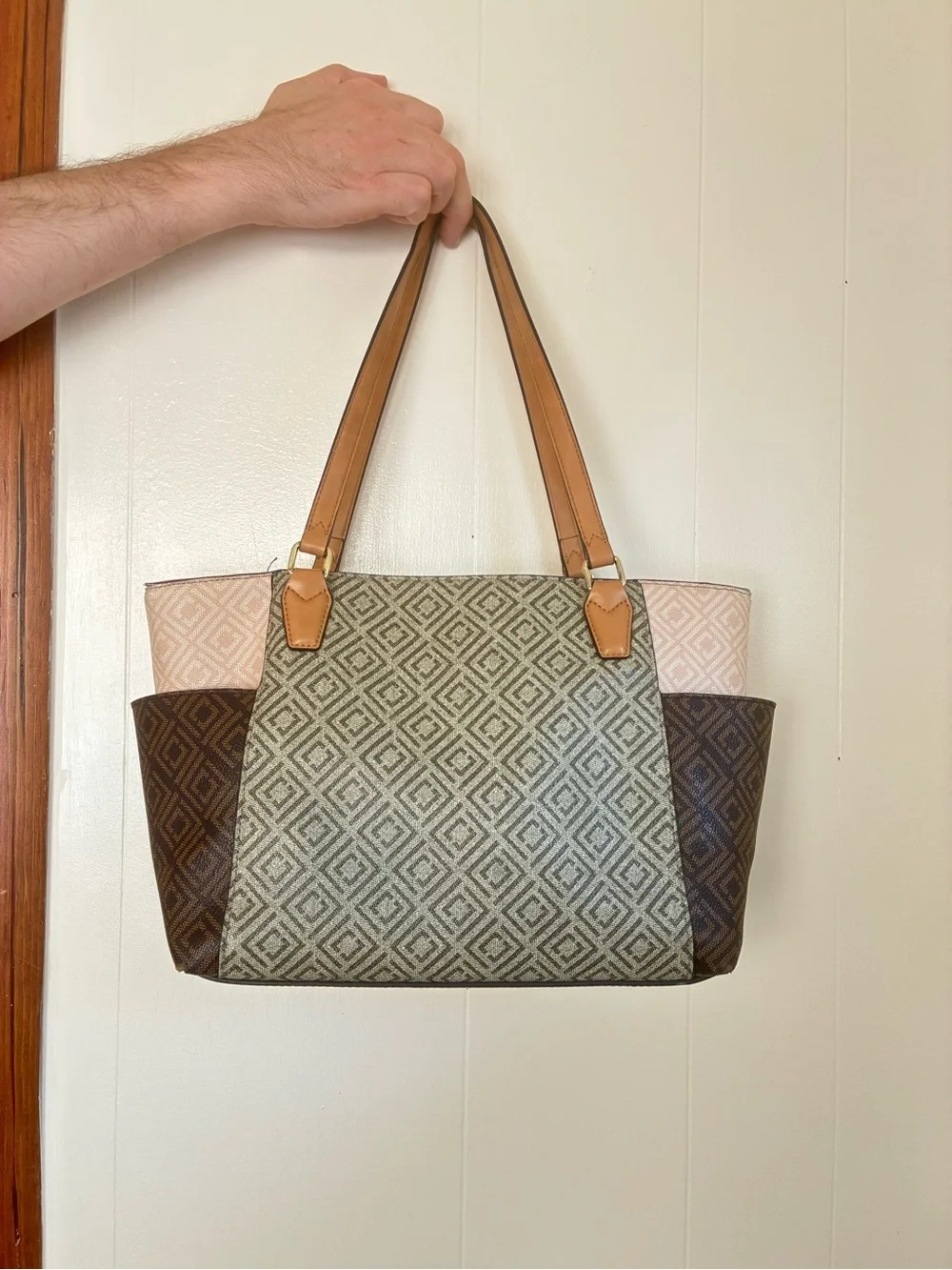 Liz Claiborne super cute